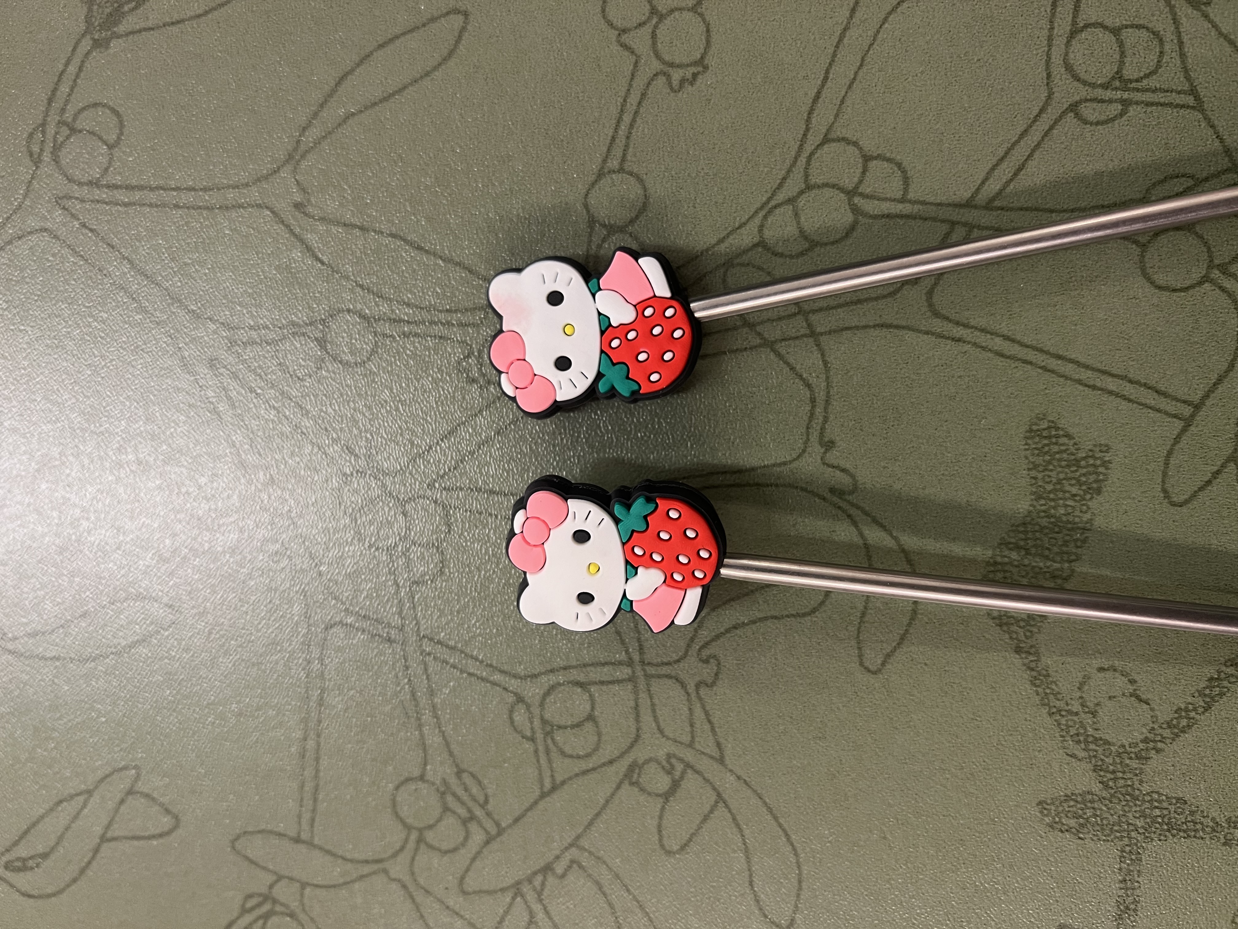 Stitch Protector by Knitting with Friends 044 - Hello Kitty with Heart