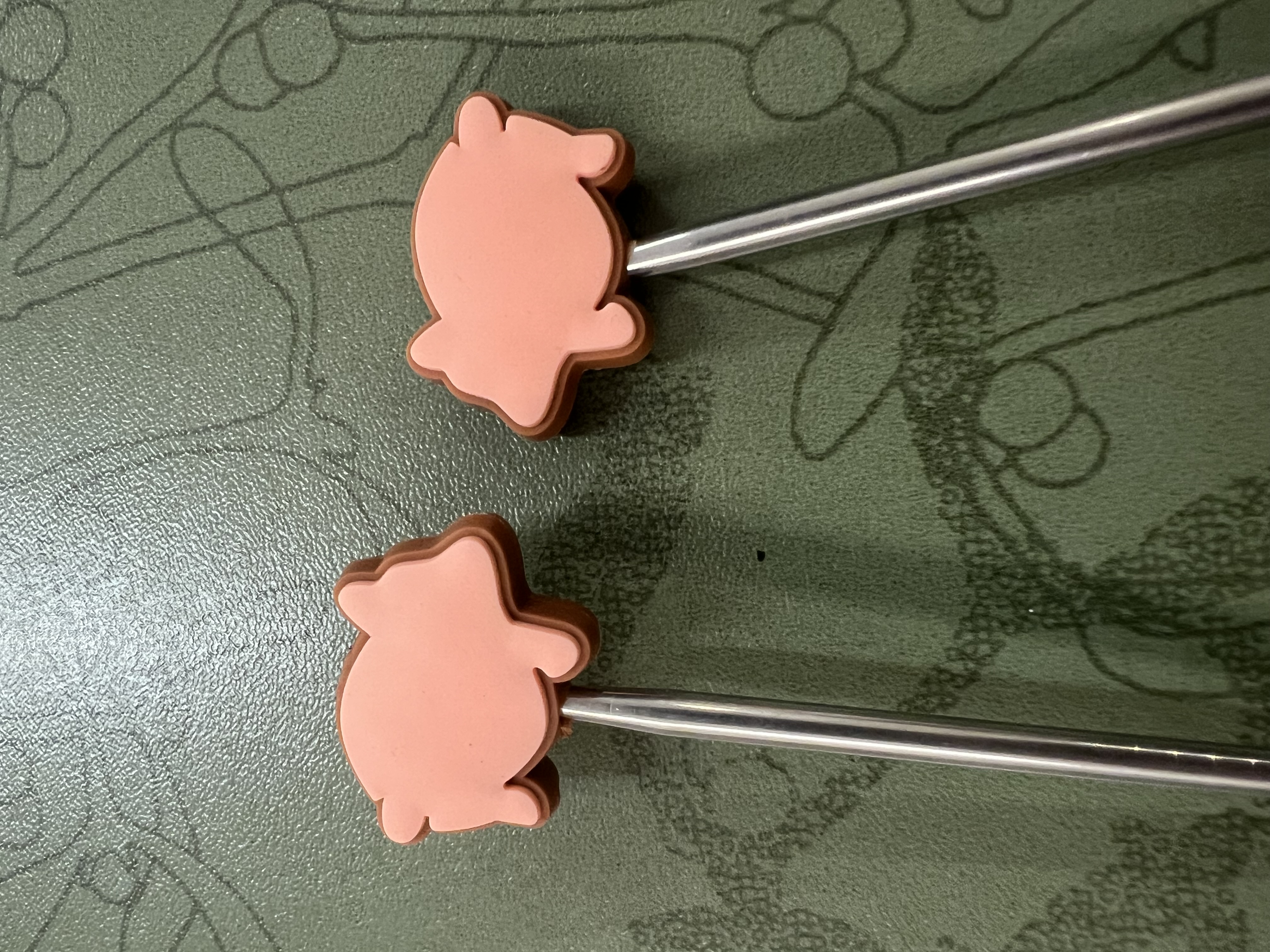Stitch Protector by Knitting with Friends 028 - Piglets
