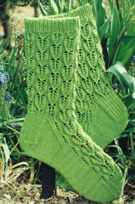 Fiber Trends Leaf Lace Socks Pattern AC-58 Fiber Trends Leaf Lace Socks Pattern AC-58